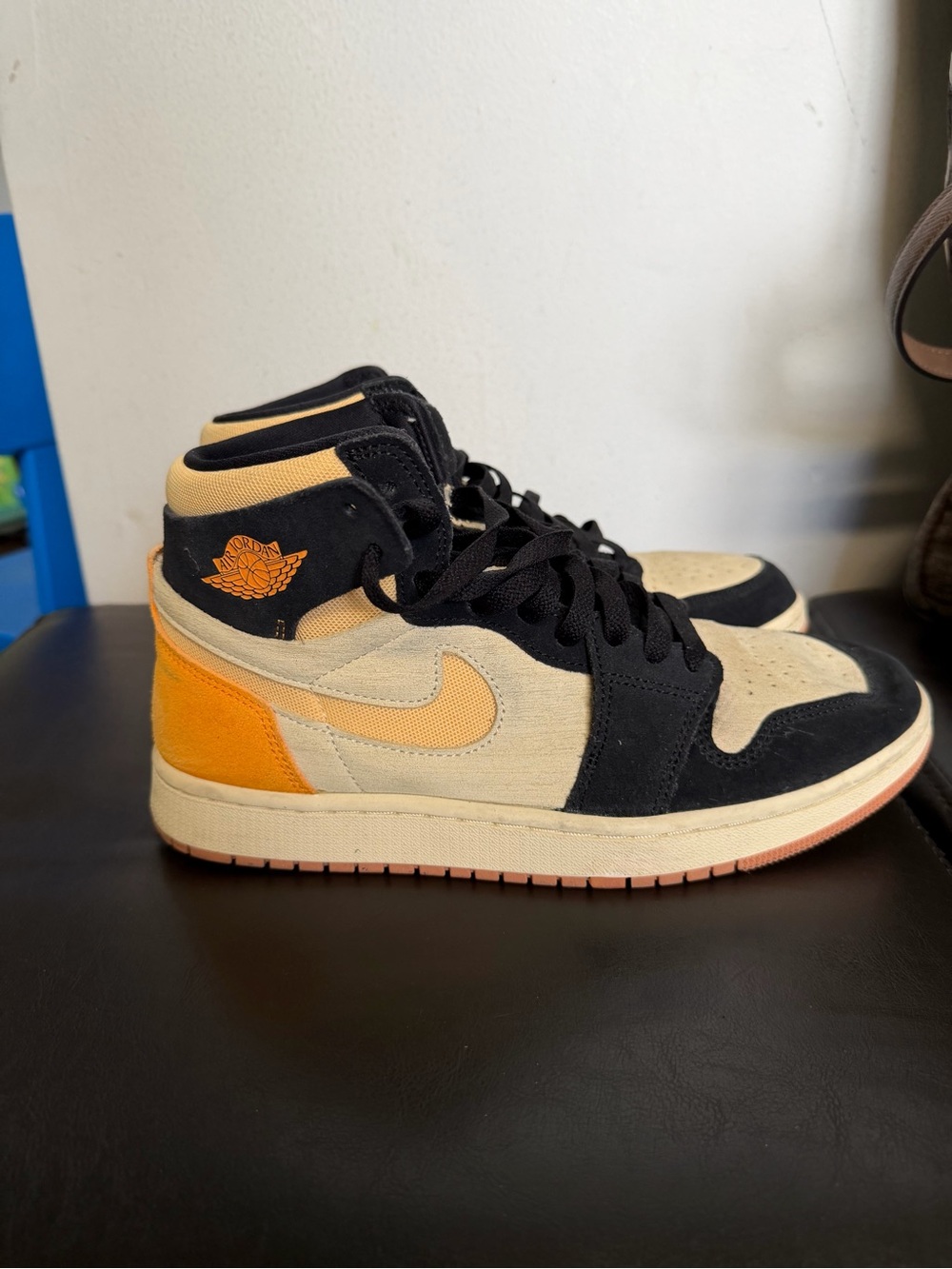 Nike Air Jordan 1 High Zoom Air CMFT 2 Muslin Vivid Orange Men’s 8.5 DV1307-100
